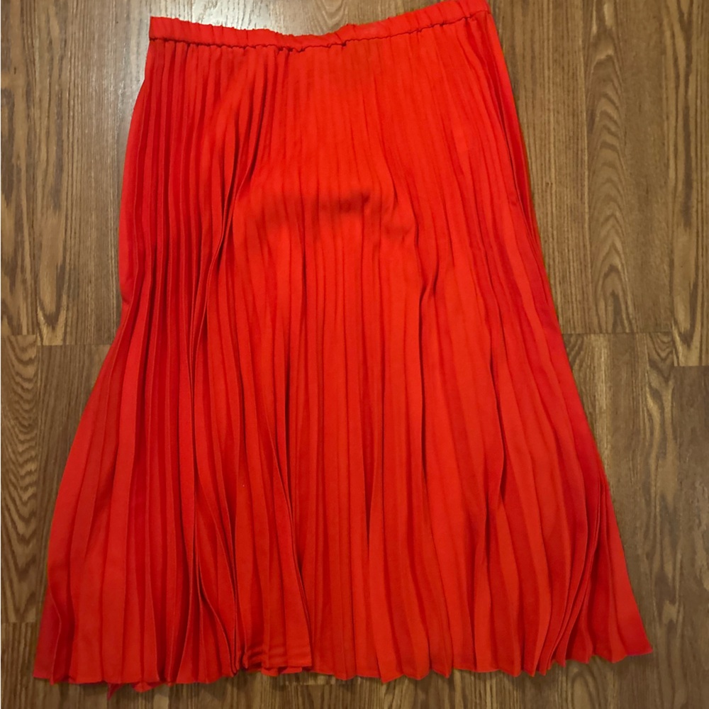 Halogen Vibrant Orange Pleated Skirt